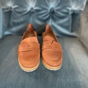 TOMS Leather Loafers (W6.5)
